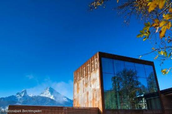Haus der Berge in Berchtesgaden mit Besuch des Dokumentationszentrums Obersalzberg